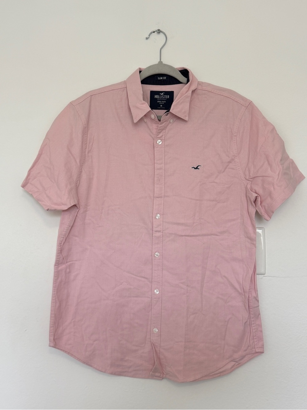 Hollister Men's Short-Sleeve Button-Down Shirt in Light Pink
